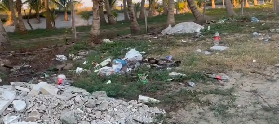 Denuncian que bañistas dejaron "gran basurero" en playa Miramar tras finalizar Semana Santa