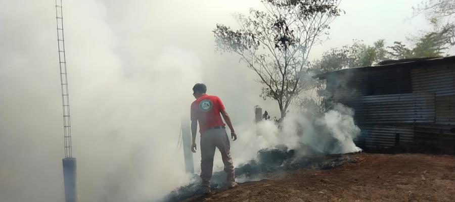 Se incendia casa en Jalpa tras salirse de control quema de pastizal