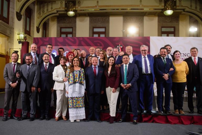 México tendrá en septiembre el mejor sistema de salud del mundo, aunque parezca "fantasioso": AMLO