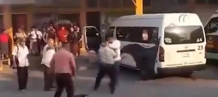 Choferes de combi protagonizan pelea en Central de Cunduacán 