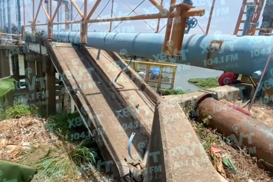 Colapsa estructura de puente de captación en el Grijalva