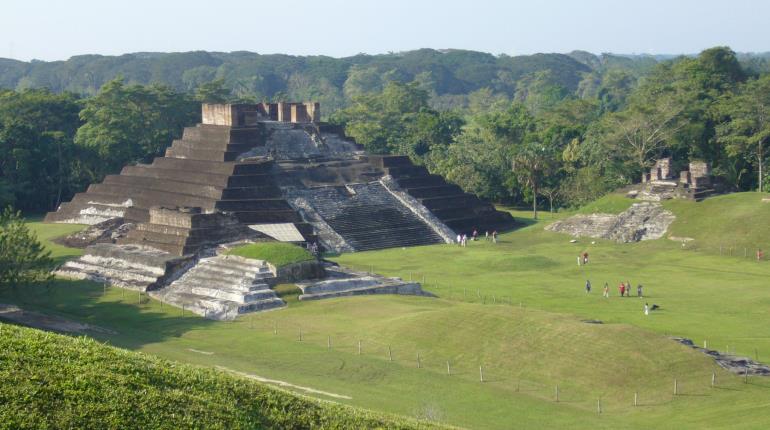 Anuncian cierre de zona arqueológica de Comalcalco por mantenimiento la próxima semana