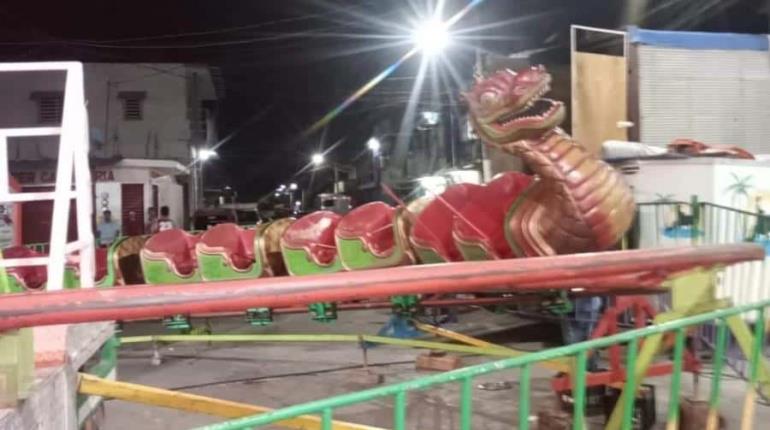 Fallas en juego mecánico deja 2 niños heridos, ahora en Comalcalco