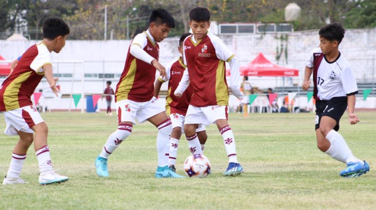 Tabasco consigue 2 pases a los Nacionales Conade en Macro Regional de Futbol