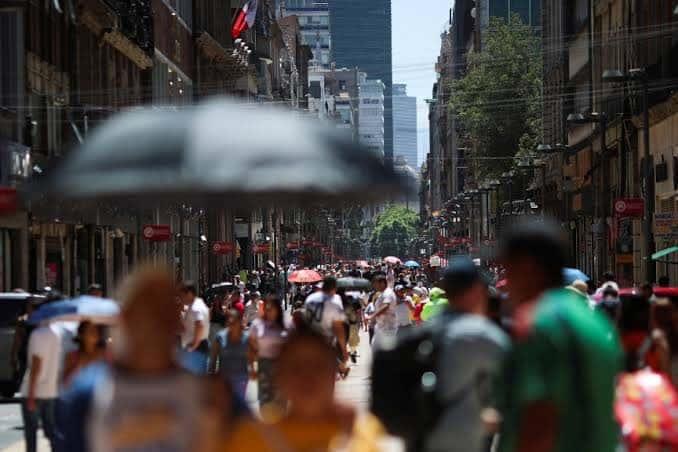 Calor en CDMX rompe récord al llegar a los 32.9 grados