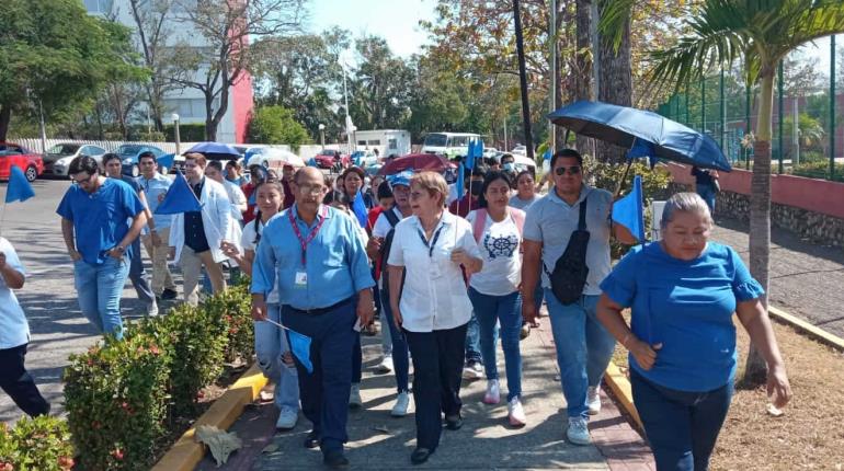 Personal de Salud realiza caminata para concientizar sobre la Tuberculosis