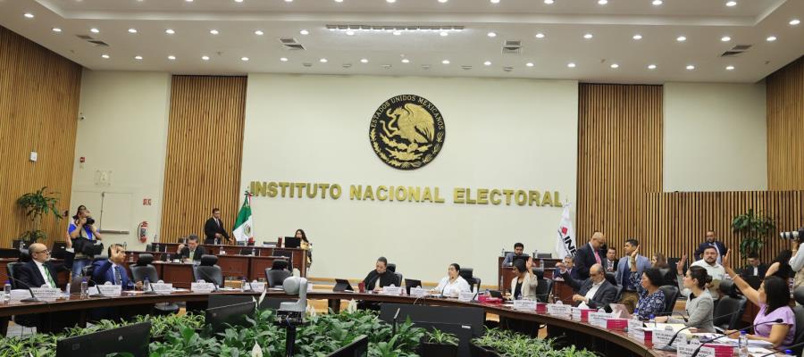 Oposición impugna ante el Tribunal Electoral negativa del INE de suspender Mañaneras