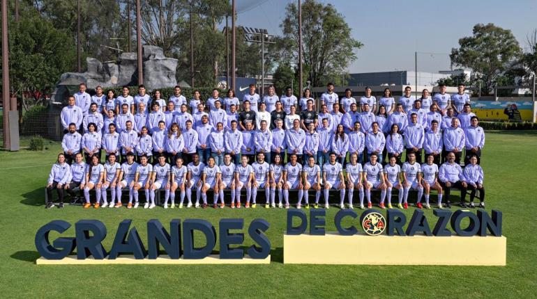 Club América se toma foto oficial con equipo varonil y femenil