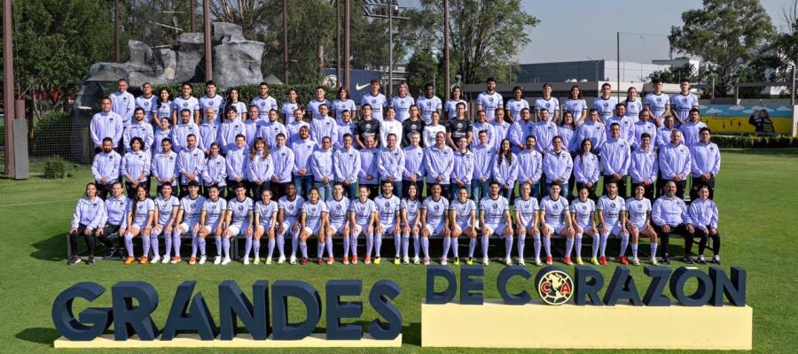 Club América se toma foto oficial con equipo varonil y femenil