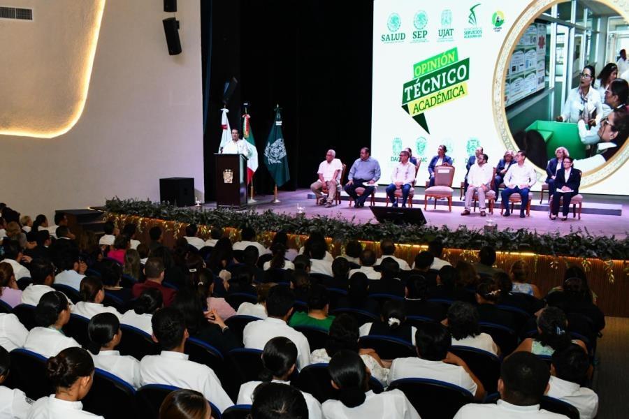 Licenciatura en enfermería de la UJAT obtiene opinión técnica académica favorable de la FEMAFEE