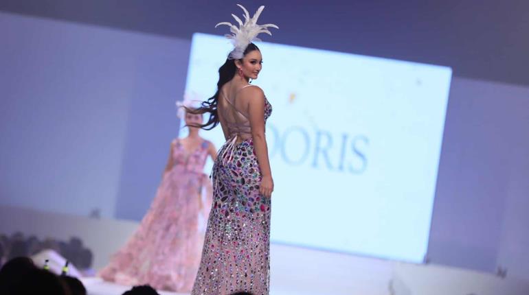 Glamour y alta costura en el Desfile de Modas de Embajadoras 2024