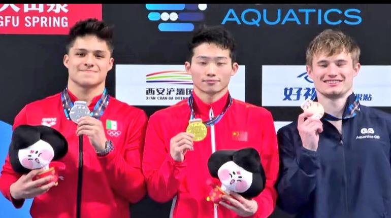 Osmar Olvera, plata en trampolín de 3 metros en Súper Final de Clavados