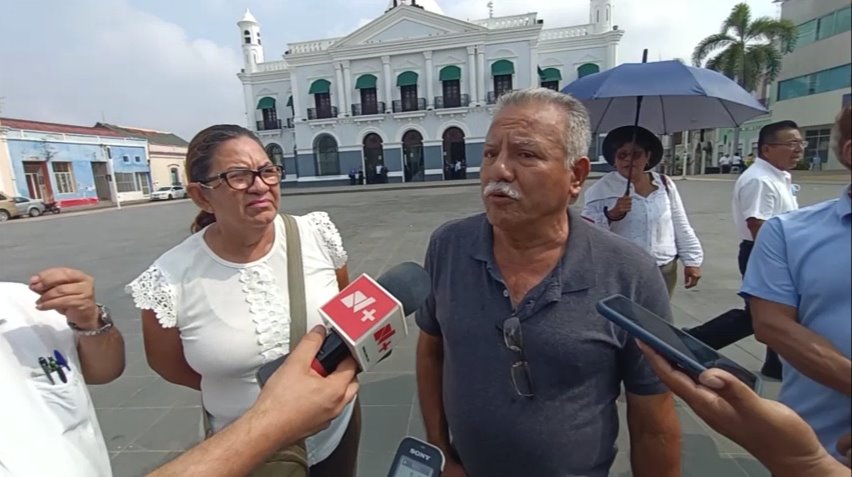 Maestros jubilados y pensionados del Cobatab, se manifiestan por tercera ocasión para exigir pagos pendientes