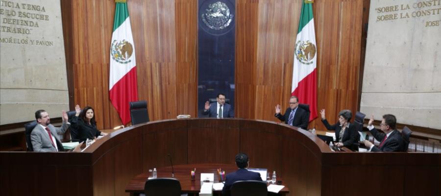 Confirma TEPJF decisión del INE de no suspender Mañaneras de AMLO