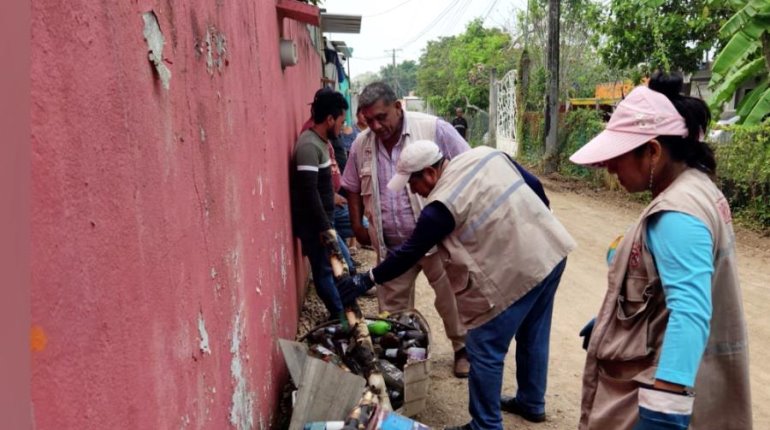 Recogen casi 22 toneladas de cacharros que eran criaderos potenciales de mosquito en Nacajuca