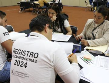 Renuncian 200 mujeres a candidaturas locales en Zacatecas