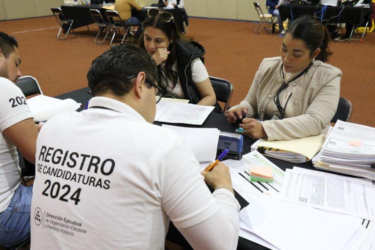 Renuncian 200 mujeres a candidaturas locales en Zacatecas