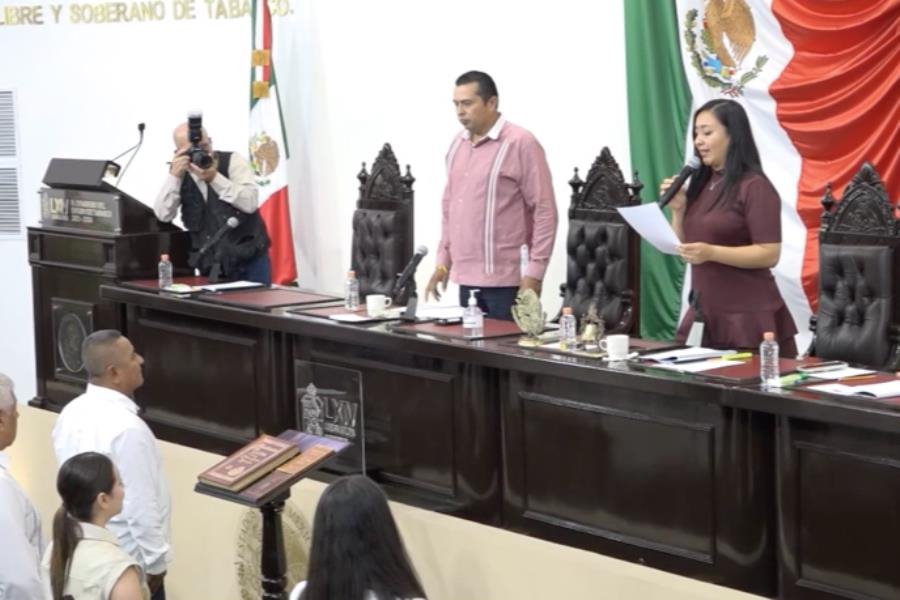 Suplente de Euclides Alejandro toma protesta como diputado local