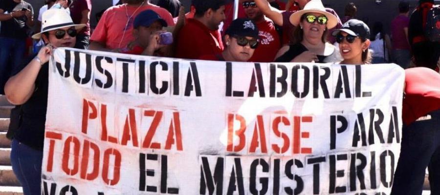 Docentes de BCS llevan 2 semanas en paro laboral por falta de pagos