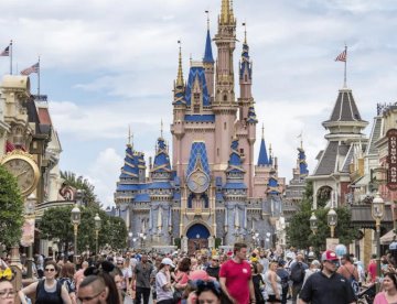 Disney cambia las reglas para pcd en sus parques temáticos; ahora será más estricto