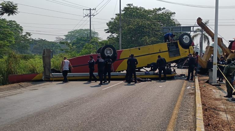 Lista de lesionados en volcadura de la Macuspana-Villahermosa