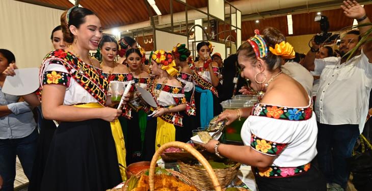 Muestra Comalcalco su herencia cultural, en primer día de la Feria Tabasco 2024