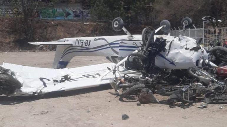 3 heridos en desplome de avioneta en Atizapán, Edomex