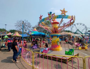Pese a altas temperaturas, celebran el Día del Niño en la Feria Tabasco