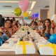 Desayunan embajadoras con niños de la fundación Los Ángeles del Mago Chong-Tall