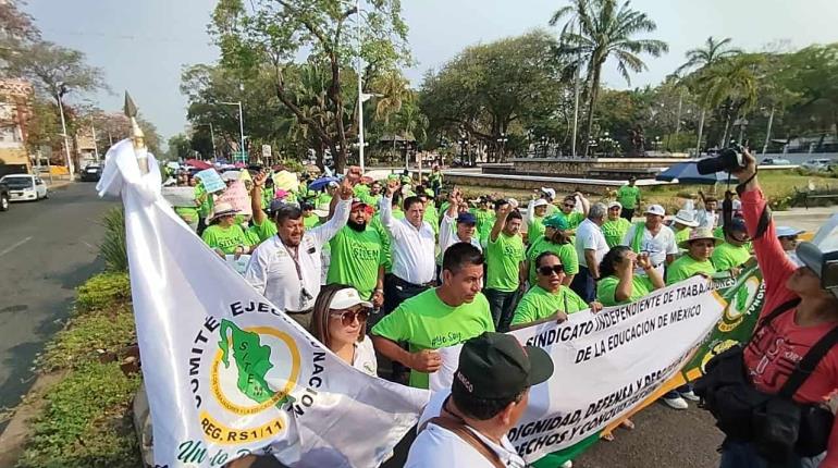 Realizan propuestas y solicitudes líderes sindicales durante marchas por Día del Trabajo