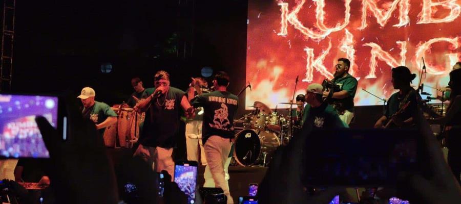 ¡Ku kuuu! Kumbia Kings abarrota el Teatro del Pueblo