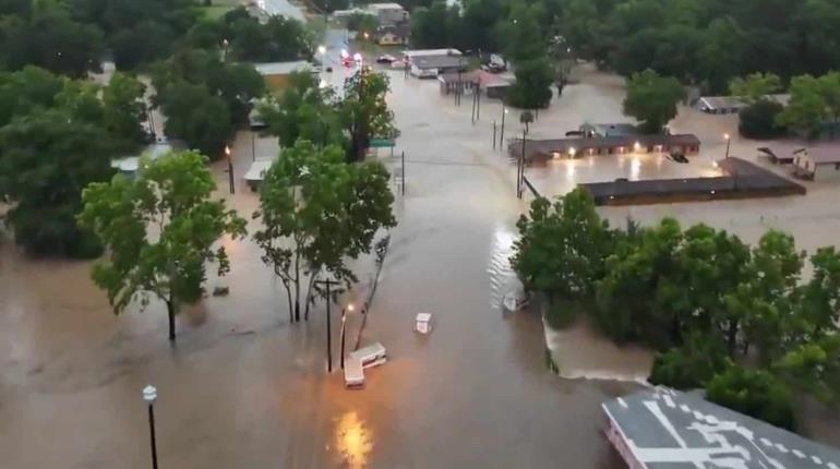 Amplia Texas a 88 condados su alerta ambiental por inundaciones