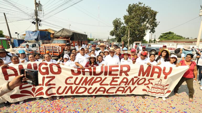 "Vamos a ganar 7 a 1": May tras ser recibido con mariachi por su cumpleaños en recorrido por Cunduacán