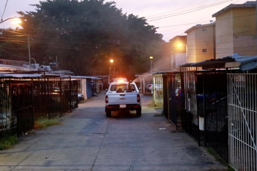 Continúa mega operativo de termonebulización contra dengue en Centro