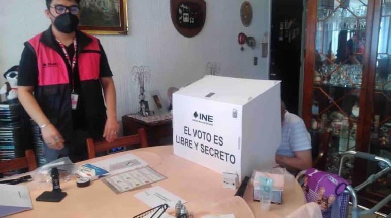 Reporta INE que 222 personas con alguna limitación física han emitido su voto anticipado