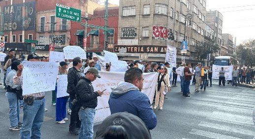 Protestan camaroneros en CDMX, piden frenar importaciones que merman su producción hasta 80%