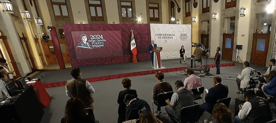 Tampoco es tan complejo el derecho, AMLO defiende eliminación de carrera judicial