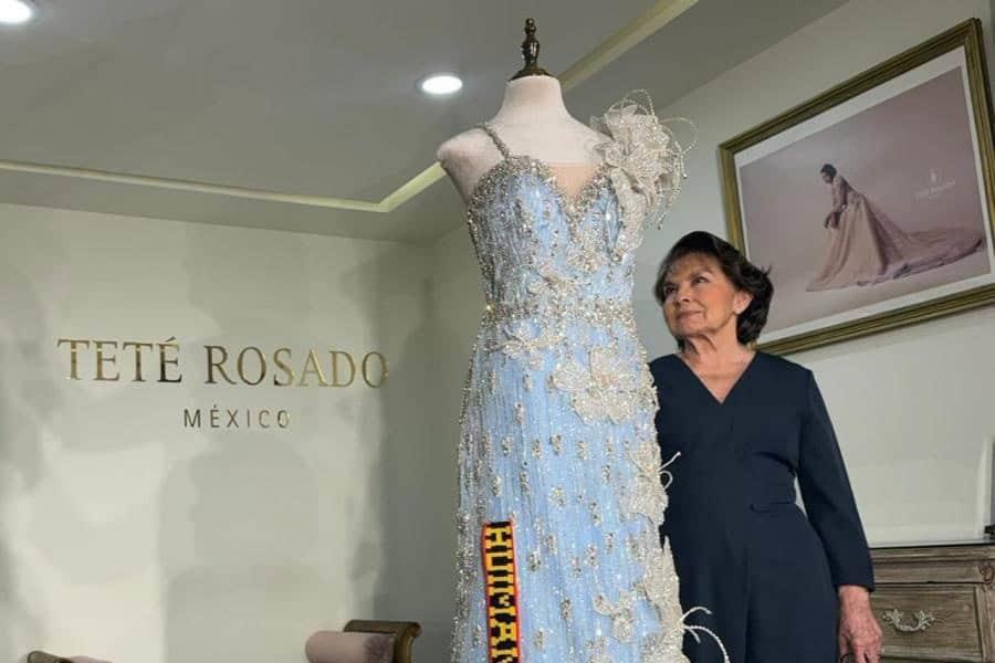 Cristales de Swarovski, moda y elegancia: Teté Rosado detrás de vestidos de la Elección que se exhiben en la Feria 