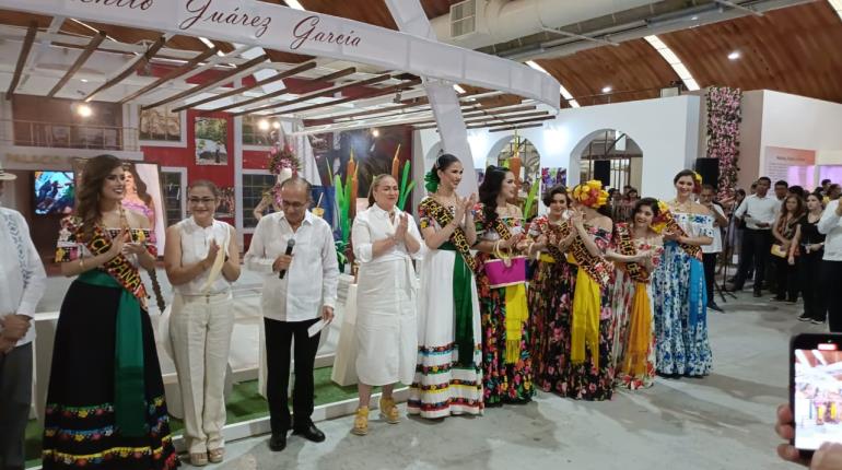 Inauguran el stand de Macuspana en la Feria Tabasco 2024