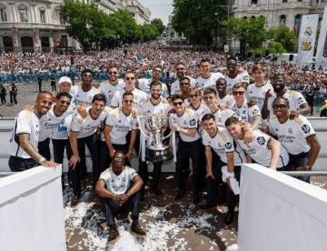 Real Madrid festeja título de la Liga en Cibeles 