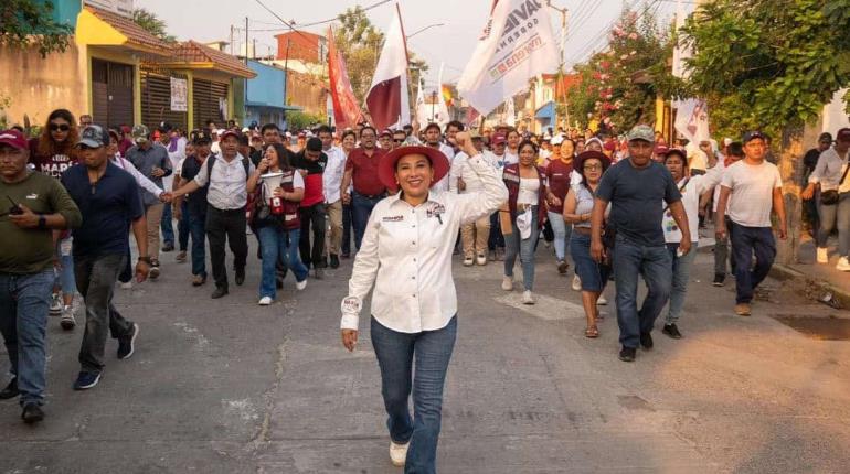 María de la Cruz, candidata de Morena a la alcaldía de Cunduacán denuncia atentado en su contra