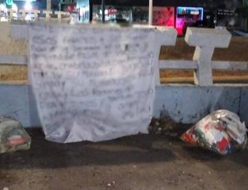 Dejan manta con mensaje a delincuentes en Ruiz Cortines, a la altura Plaza de Toros