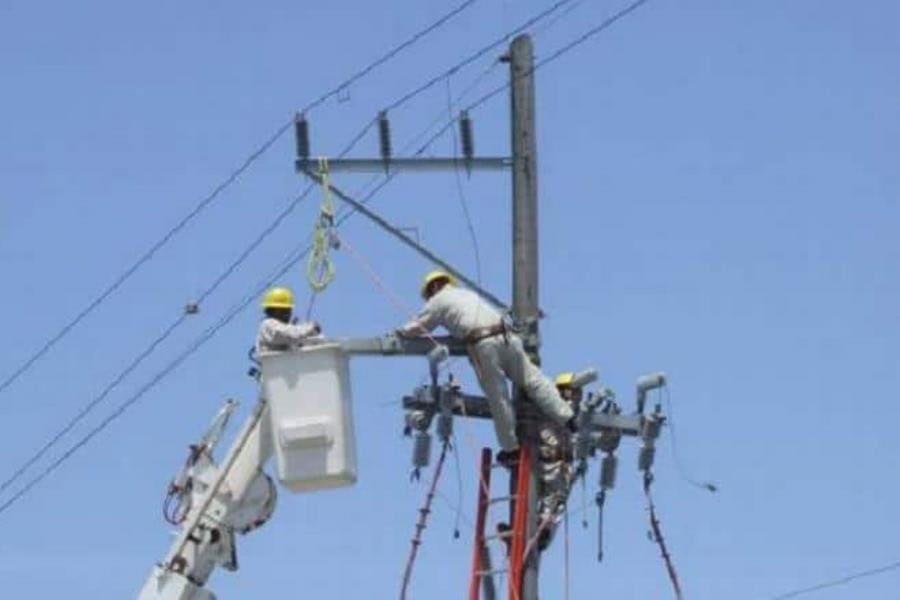 CFE reconoce que no daba mantenimiento a red eléctrica en Tabasco: May CFE reconoce que no daba mantenimiento a red eléctrica en Tabasco: May