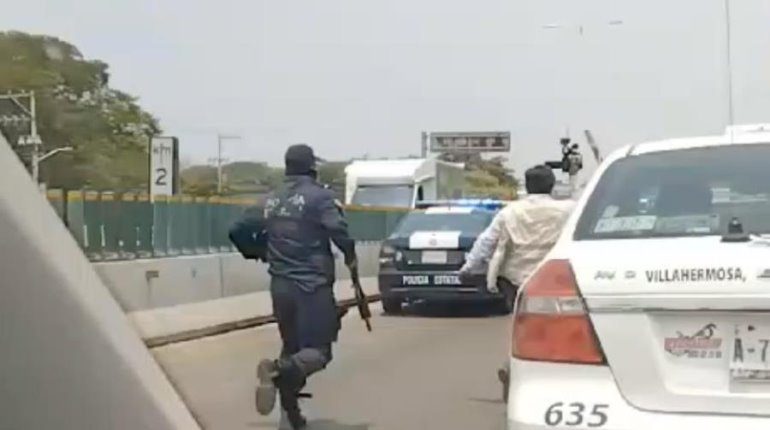 Detiene SSPC a sujetos en el puente Grijalva I