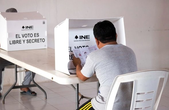 Cumplen internos de penales en Campeche con voto anticipado