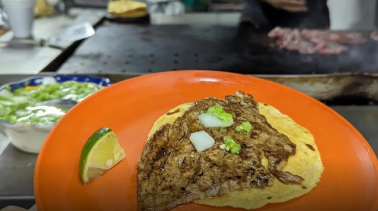 Hacen fila en taquería de CDMX tras conseguir estrella Michelin 