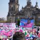 Marea Rosa tiñe el Zócalo y arropa a Xóchitl y a Taboada