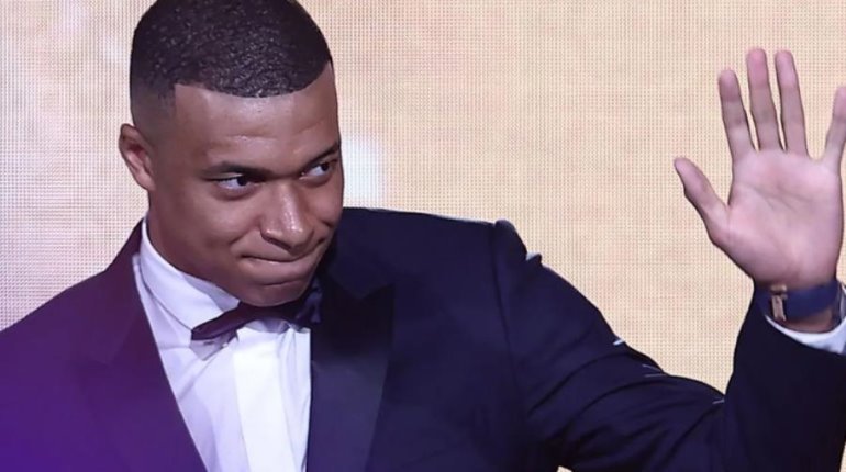 Mbappé se despide de París en cena con 250 invitados