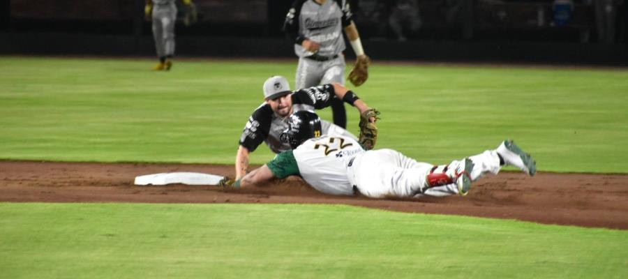 Olmecas vence a Pericos 8-6 a base de jonrones de Luke Voit