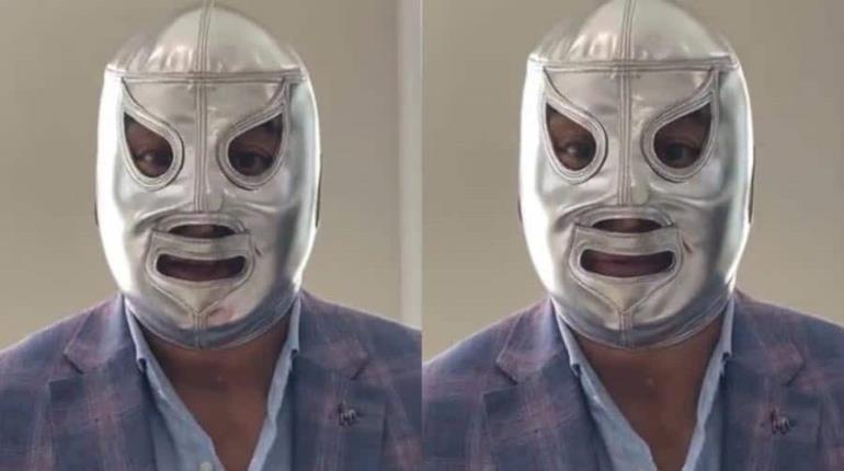 Hijo del Santo anuncia gira de despedida tras 40 años en la lucha libre 